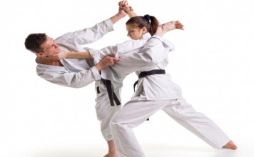 Sesto: corsi di karate alla palestra della scuola Balducci