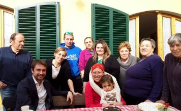 Lorenzo Falchi con Gemma Benelli e familiari