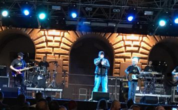 “E poi pensare che domani sarà sempre meglio”: successo per la Tribute Band di Vasco a Liberi Tutti Vasco Rossi cover band - Sesto Fiorentino