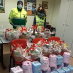 “Aiutaci ad aiutare”: consegnate le prime ceste natalizie aiutaci ad aiutare