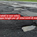 Sinistra per Calenzano-buche stradale