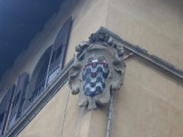 27 agosto 1466 – La congiura dei Pitti Piazza Pitti-Stemma de' Pitti 2