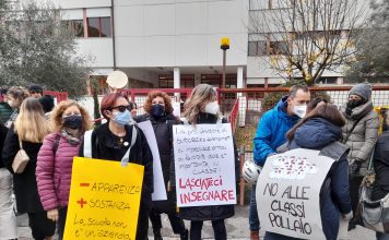 SI Sesto: “Appoggiamo lo sciopero dei lavoratori del comparto scuola” Corteo Calamandrei
