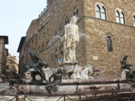 Piazza della Signoria-Biancone 2