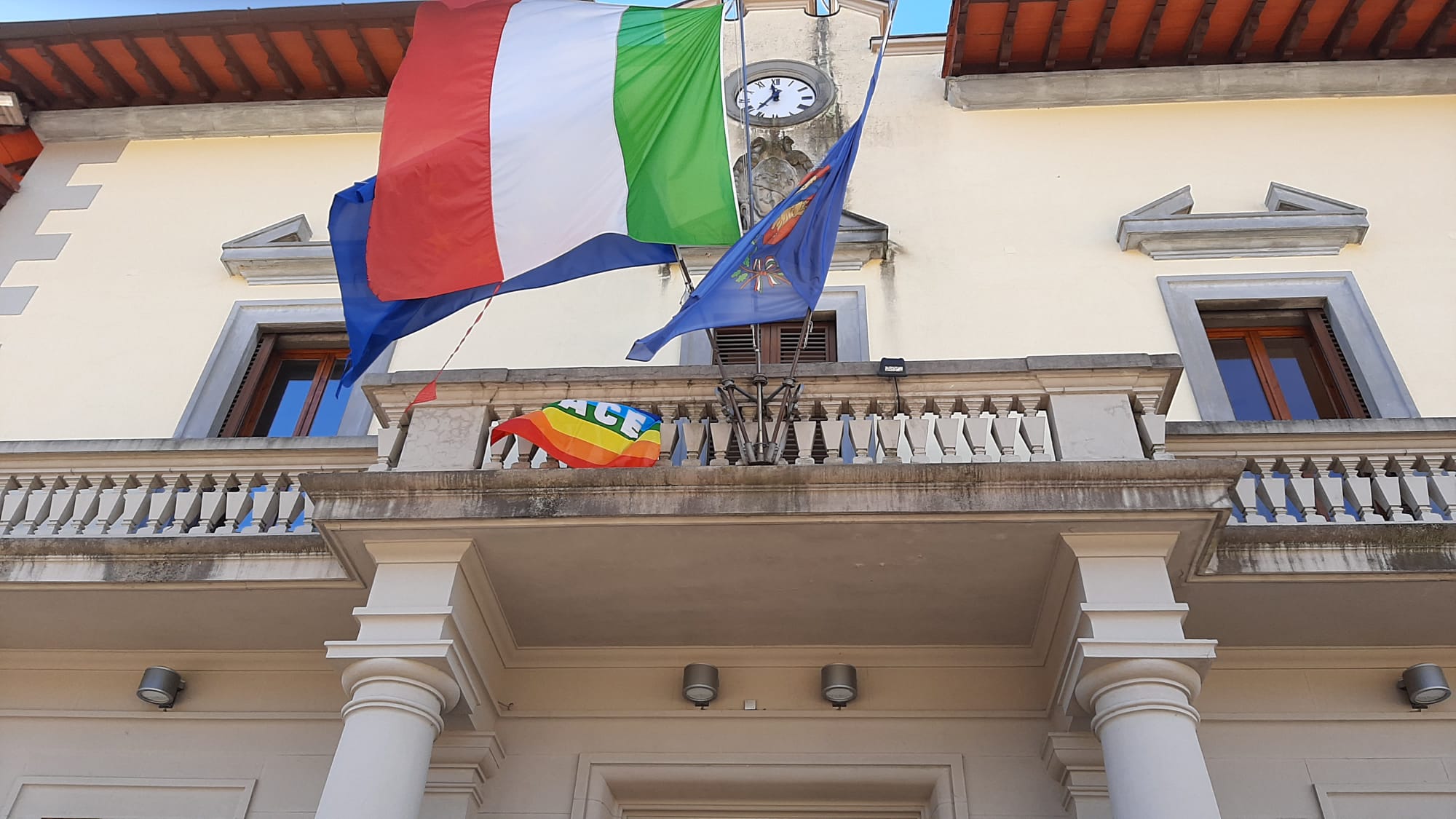 bandiera-pace-Calenzano