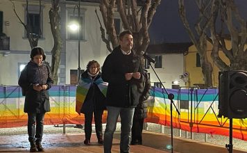 Sesto in piazza per la pace. Ma Falchi ammonisce: “Ci abituiamo anche agli eventi più brutti” Falchi-Sesto in piazza per la pace