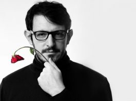 Lo spettacolo “Comedian” al teatro della Limonaia taurino