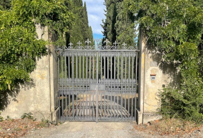 Ingresso di villa il Casale da via di Malafrasca 2