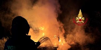 fuoco in via d Mollaia