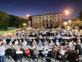 Sesto: cena in piazza a sostegno del Centro d’Ascolto