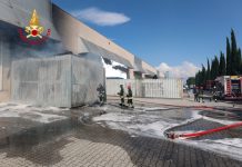 Sesto Fiorentino, incendio in via Pertini