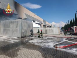 Sesto Fiorentino: incendio in via Pertini