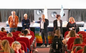 Sesto Mondo: oltre 600 studenti in due giornate al cinema Grotta